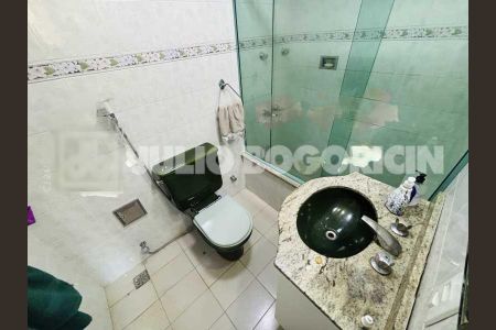 Apartamento à venda com 200m², 3 quartos e 3 vagas