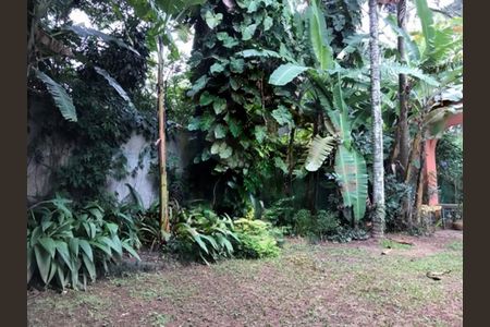 Casa à venda com 4 quartos, 310m² em Jardim Marajoara, São Paulo
