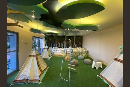 Kitnet/Studio à venda com 2 quartos, 81m² em Jardim das Acacias, São Paulo