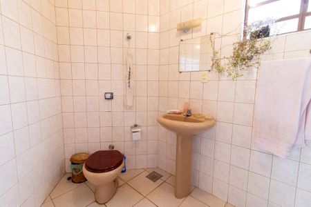 Casa de condomínio à venda com 351m², 3 quartos e 3 vagas Casa de condomínio à venda com 351m², 3 quartos e 3 vagasÁrea externa