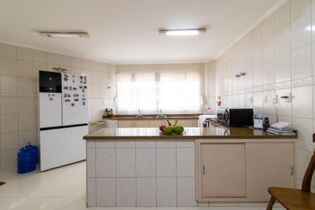 Casa de condomínio à venda com 351m², 3 quartos e 3 vagas Casa de condomínio à venda com 351m², 3 quartos e 3 vagasCozinha