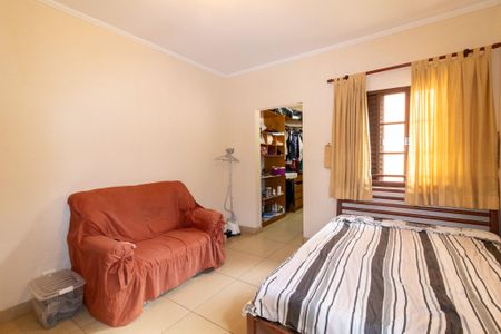 Casa de condomínio à venda com 351m², 3 quartos e 3 vagas Casa de condomínio à venda com 351m², 3 quartos e 3 vagasSuite 2