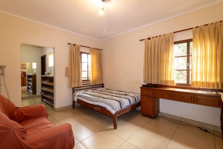 Casa de condomínio à venda com 351m², 3 quartos e 3 vagas Casa de condomínio à venda com 351m², 3 quartos e 3 vagasSuite 2