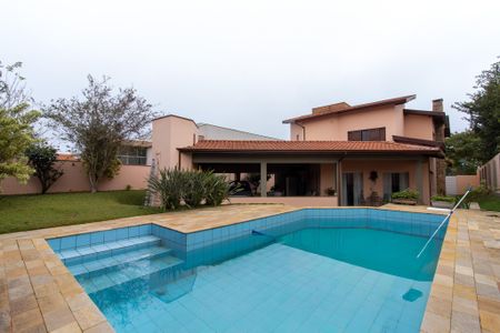 Casa de condomínio à venda com 351m², 3 quartos e 3 vagas Casa de condomínio à venda com 351m², 3 quartos e 3 vagasÁrea externa