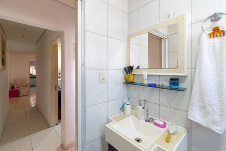 Banheiro de casa à venda com 2 quartos, 97m² em Vila Guarani (zona Sul), São Paulo