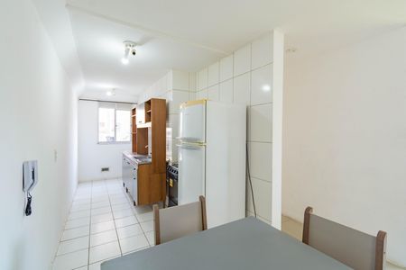 Cozinha de apartamento para alugar com 2 quartos, 44m² em Mato Grande, Canoas
