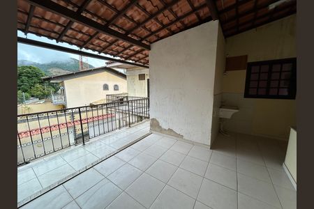 Casa para alugar com 121m², 3 quartos e 2 vagasVaranda