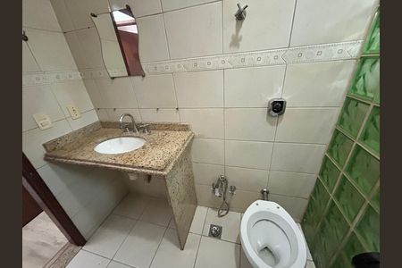 Casa para alugar com 121m², 3 quartos e 2 vagasBanheiro 2