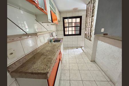 Casa para alugar com 121m², 3 quartos e 2 vagasCozinha