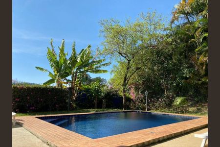 Foto 02 de casa de condomínio à venda com 4 quartos, 350m² em Residencial Quatro (Alphaville), Santana de Parnaíba