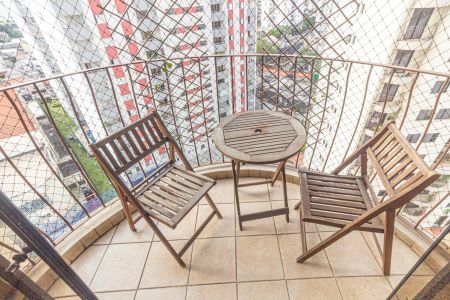 Apartamento à venda com 107m², 3 quartos e 2 vagas Apartamento à venda com 107m², 3 quartos e 2 vagasVaranda