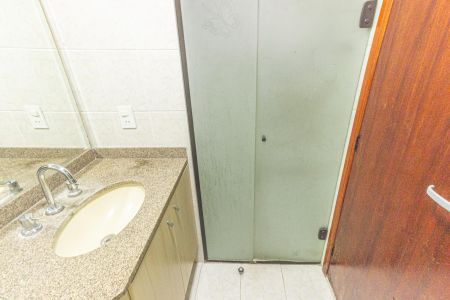 Apartamento à venda com 107m², 3 quartos e 2 vagas Apartamento à venda com 107m², 3 quartos e 2 vagasBanheiro
