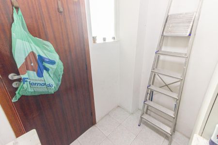 Apartamento à venda com 107m², 3 quartos e 2 vagas Apartamento à venda com 107m², 3 quartos e 2 vagasQuarto de Serviço