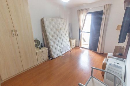 Apartamento à venda com 107m², 3 quartos e 2 vagas Apartamento à venda com 107m², 3 quartos e 2 vagasSuíte