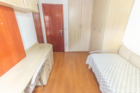 Apartamento à venda com 107m², 3 quartos e 2 vagas Apartamento à venda com 107m², 3 quartos e 2 vagasQuarto 2