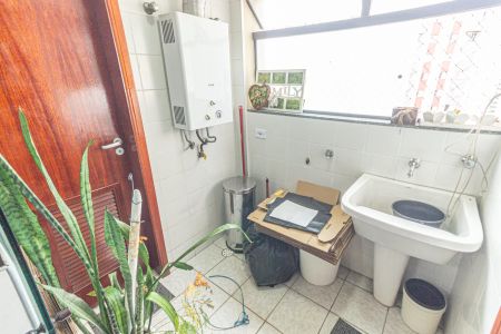 Apartamento à venda com 107m², 3 quartos e 2 vagas Apartamento à venda com 107m², 3 quartos e 2 vagasCozinha