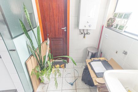 Apartamento à venda com 107m², 3 quartos e 2 vagas Apartamento à venda com 107m², 3 quartos e 2 vagasÁrea de Serviço
