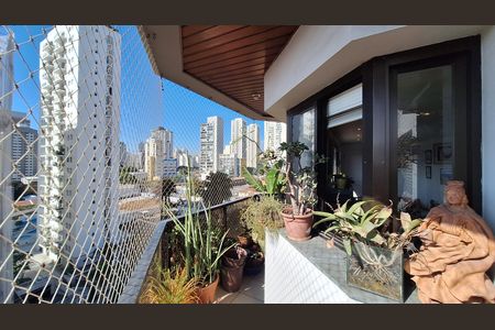 Apartamento à venda com 171m², 3 quartos e 2 vagasVaranda da Sala