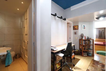 Apartamento à venda com 171m², 3 quartos e 2 vagasEscritório