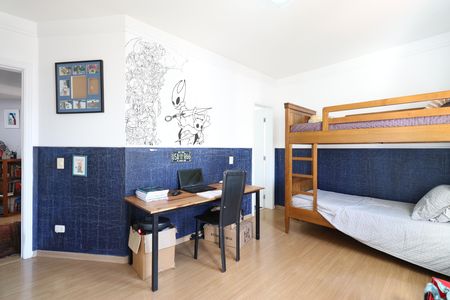 Apartamento à venda com 171m², 3 quartos e 2 vagasSuíte 2