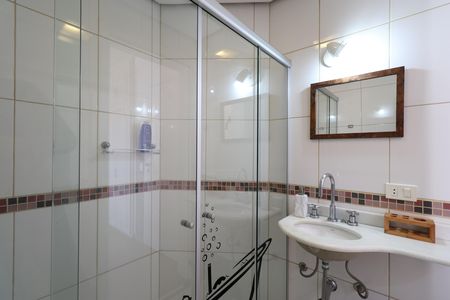 Apartamento à venda com 171m², 3 quartos e 2 vagasBanheiro da Suíte 1