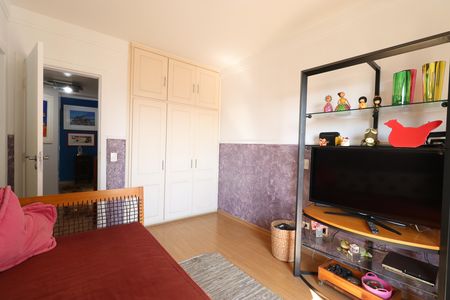 Apartamento à venda com 171m², 3 quartos e 2 vagasSuíte 1