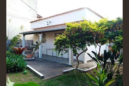 Casa para alugar com 174m², 3 quartos e 3 vagas
