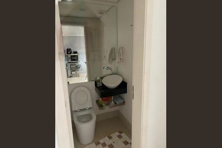 Casa à venda com 3 quartos, 220m² em Moema, São Paulo