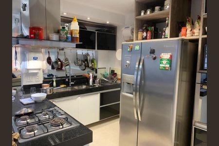 Casa à venda com 3 quartos, 220m² em Moema, São Paulo