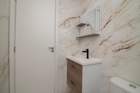 Banheiro de apartamento para alugar com 2 quartos, 59m² em Jardim Rosolem, Hortolândia