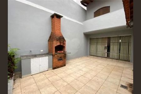 Casa à venda com 263m², 4 quartos e 3 vagas