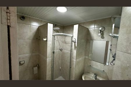 Casa à venda com 4 quartos, 180m² em Vila Alzira, São Paulo
