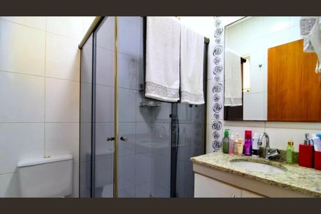 Casa à venda com 2 quartos, 150m² em Parque Oratório, Santo André