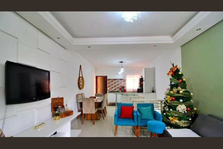 Casa à venda com 2 quartos, 150m² em Parque Oratório, Santo André