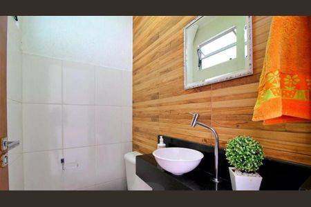 Casa à venda com 2 quartos, 150m² em Parque Oratório, Santo André