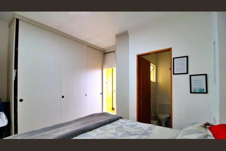 Casa à venda com 2 quartos, 150m² em Parque Oratório, Santo André