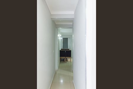 Casa à venda com 136m², 3 quartos e 2 vagasCorredor Sala