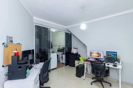 Casa à venda com 136m², 3 quartos e 2 vagasSala 2