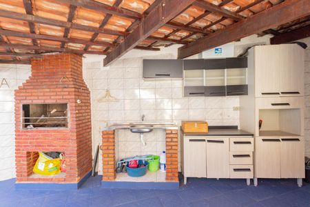 Casa à venda com 136m², 3 quartos e 2 vagasChurrasqueira
