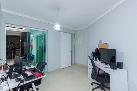 Casa à venda com 136m², 3 quartos e 2 vagasSala 2