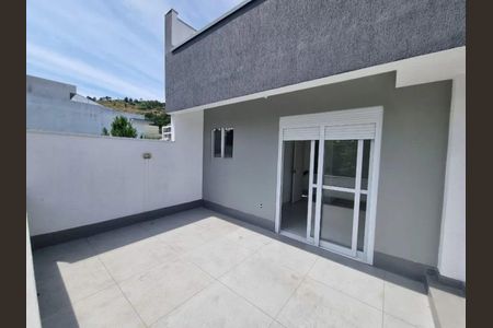 Casa para alugar com 131m², 3 quartos e 1 vaga