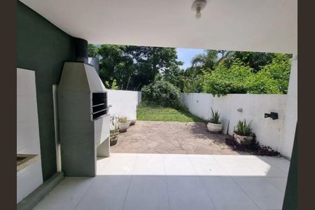Casa para alugar com 131m², 3 quartos e 1 vaga