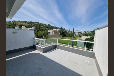 Casa para alugar com 131m², 3 quartos e 1 vaga