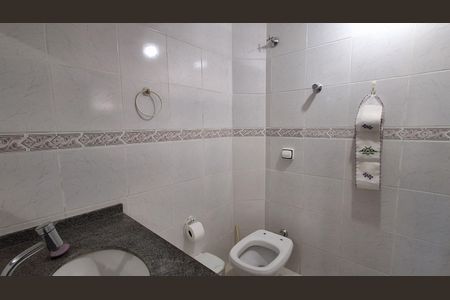Apartamento à venda com 80m², 3 quartos e 1 vagaBanheiro Social 