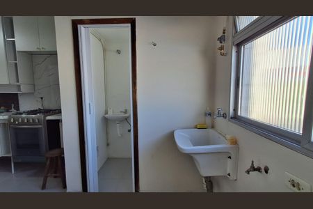 Apartamento à venda com 80m², 3 quartos e 1 vagaÁrea de Serviço 