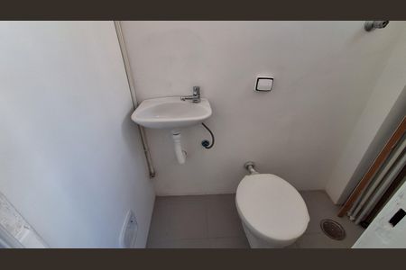 Apartamento à venda com 80m², 3 quartos e 1 vagaBanheiro 2