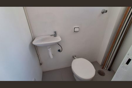 Apartamento à venda com 80m², 3 quartos e 1 vagaBanheiro 2