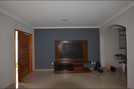 Sala de casa para alugar com 3 quartos, 90m² em Honório Gurgel, Rio de Janeiro