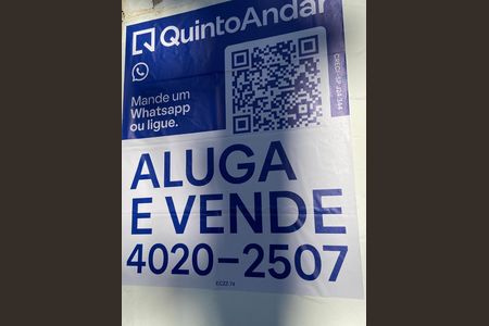 Casa à venda com 500m², 3 quartos e 3 vagas Casa à venda com 500m², 3 quartos e 3 vagasPlaca