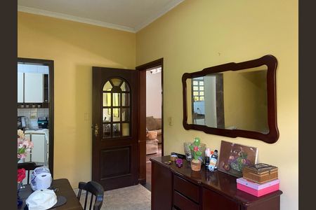 Casa à venda com 500m², 3 quartos e 3 vagas Casa à venda com 500m², 3 quartos e 3 vagasSala de Jantar